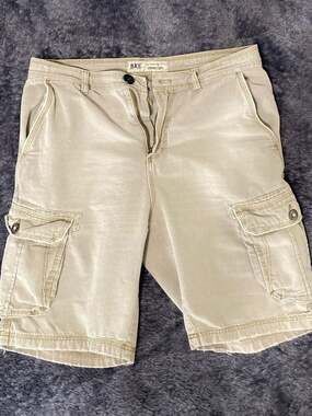 BKE Standard Fit Khaki Cargo Shorts Size 33W